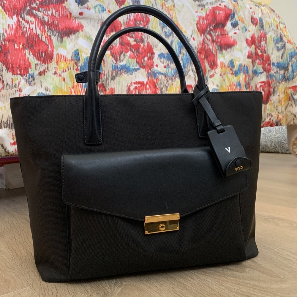 TUMI Larkin Tanya Tote (Black)